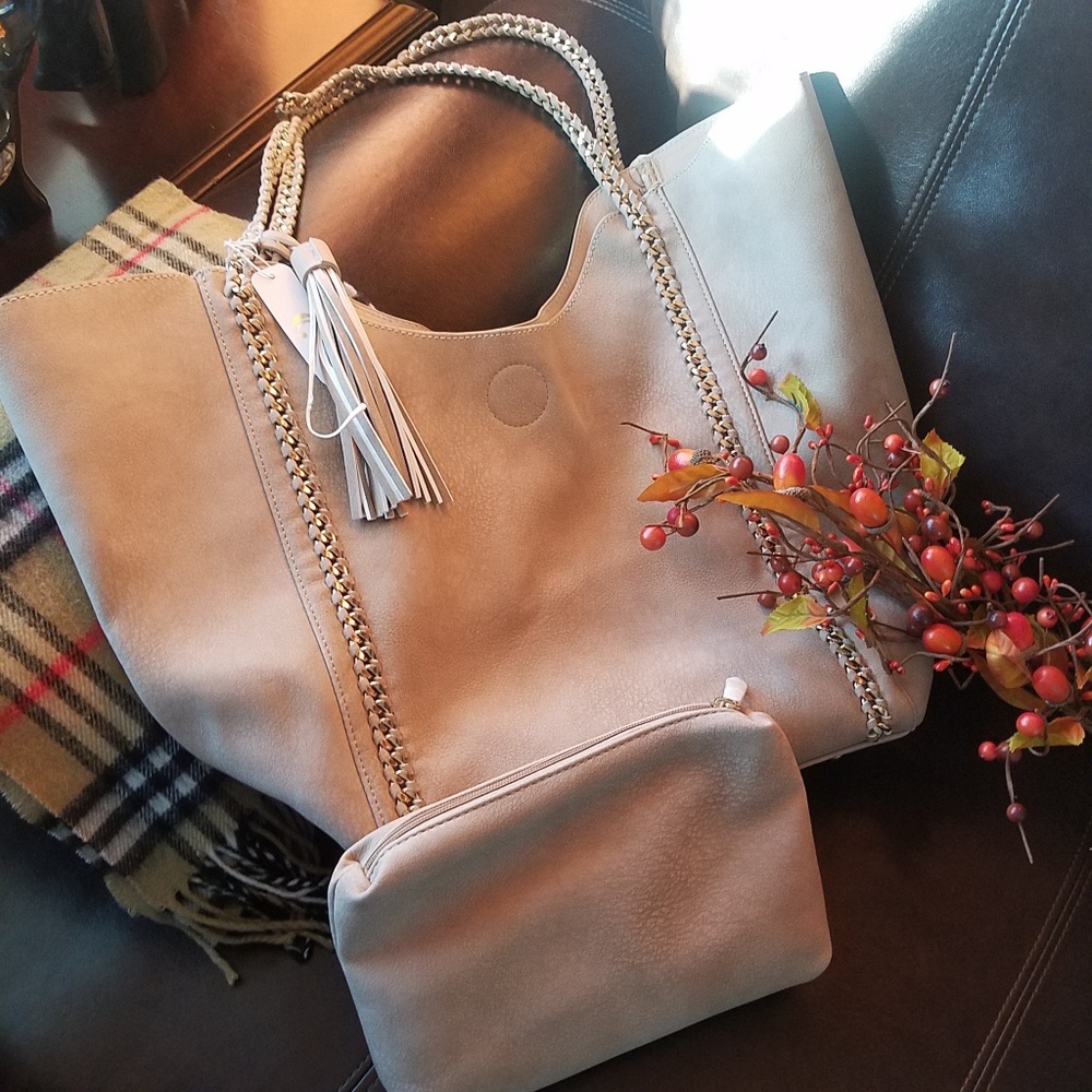 COPY - CHARMING CHARLIE SHOULDER BAG & MAKEUP CASE